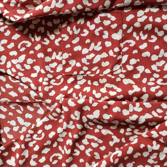 STUDIO B by Bobby Brick & Cream 3/4 length v-neck with front pocket. SZ.3X - Picture 6 of 7